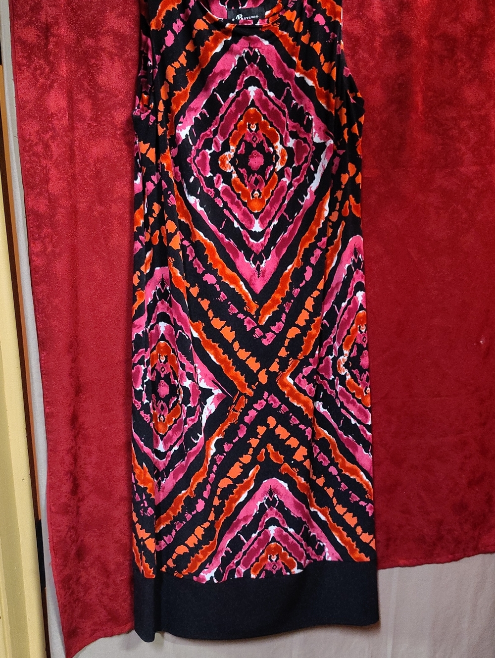 AB Studio Pink, Orange & Black Abstract Print Top